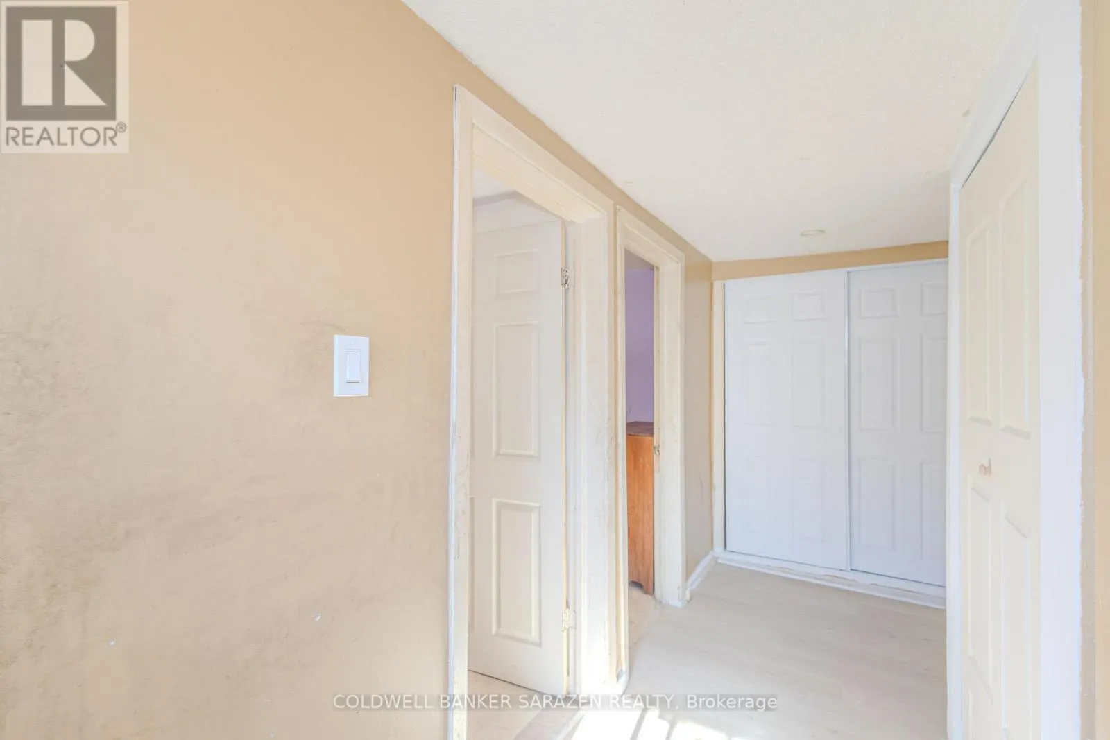 215 DESROSIERS STREET