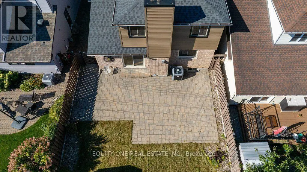 35 IVYLEA STREET