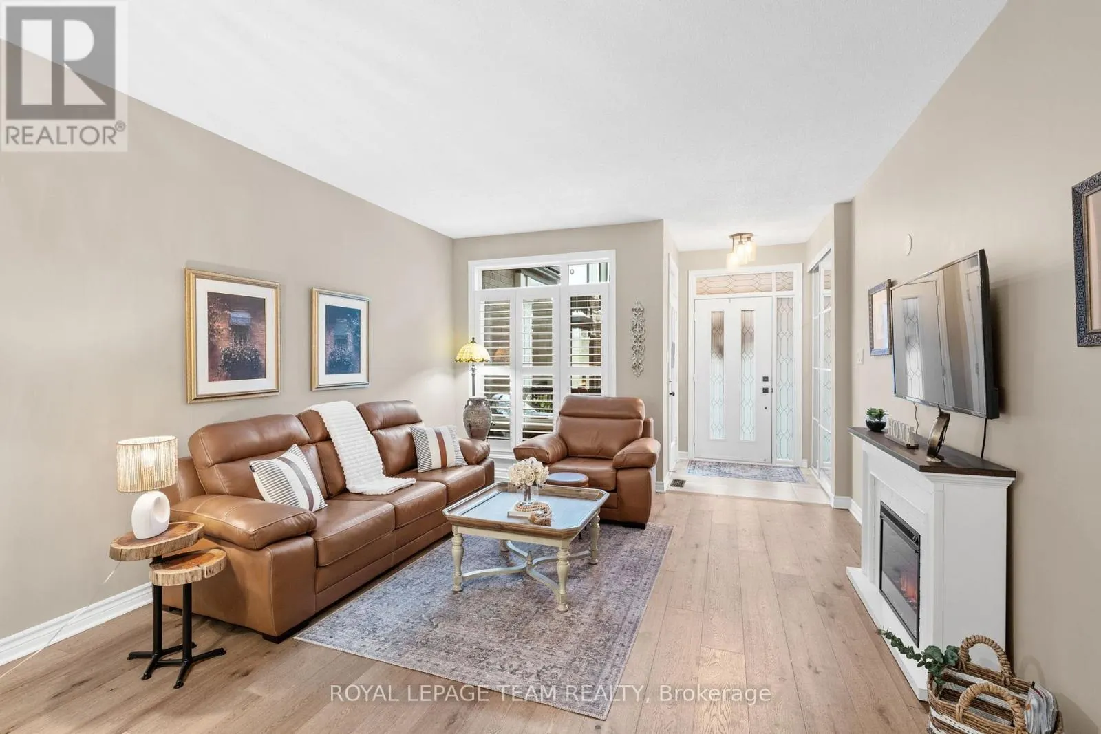 298 PEMBINA PRIVATE