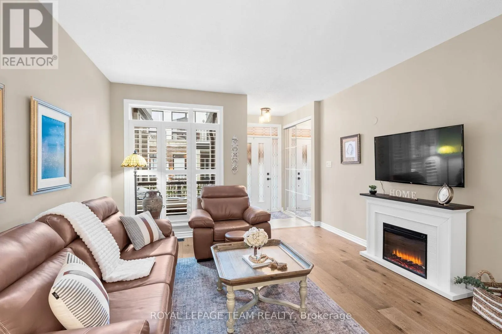 298 PEMBINA PRIVATE