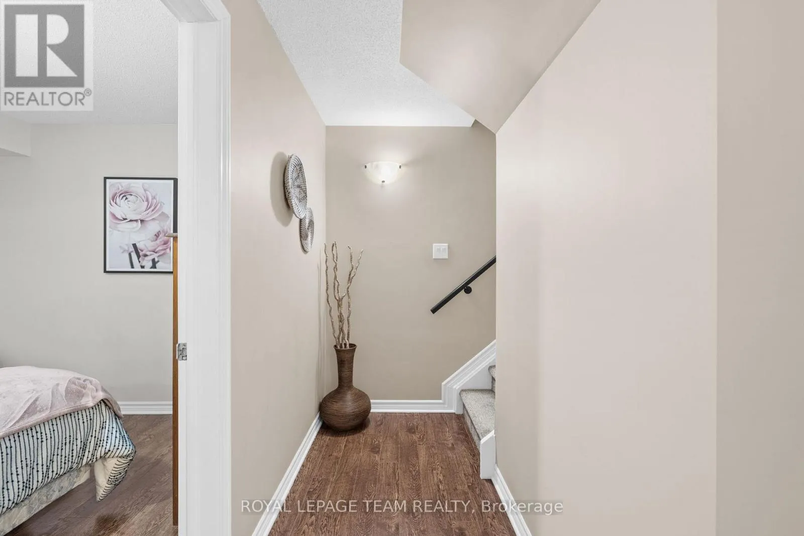 298 PEMBINA PRIVATE