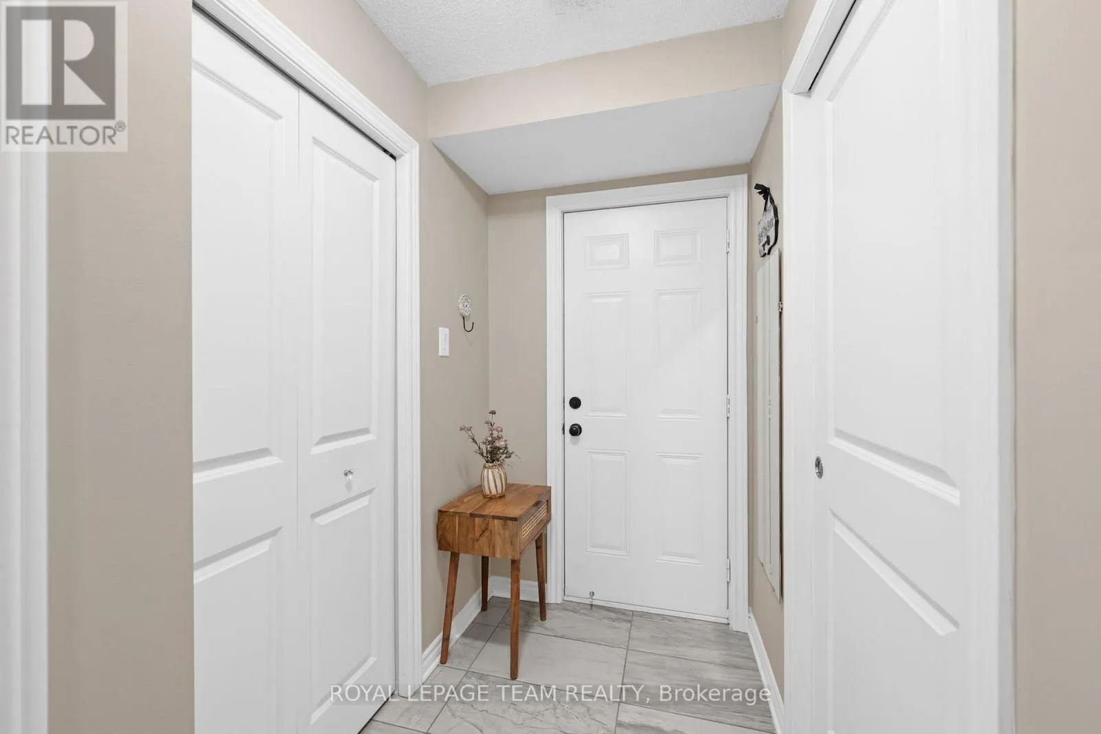 298 PEMBINA PRIVATE