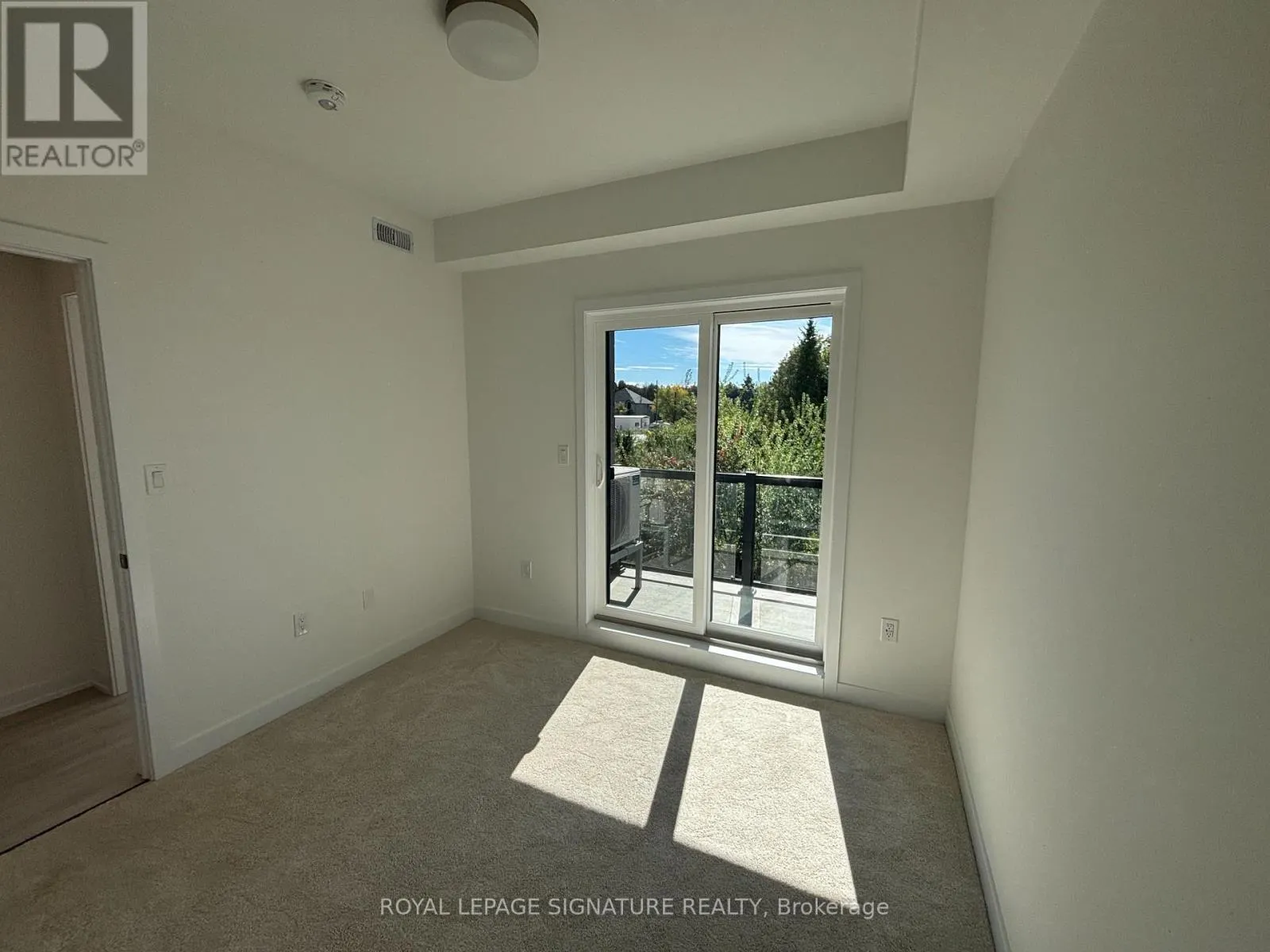 28 - 42 LOWES ROAD W