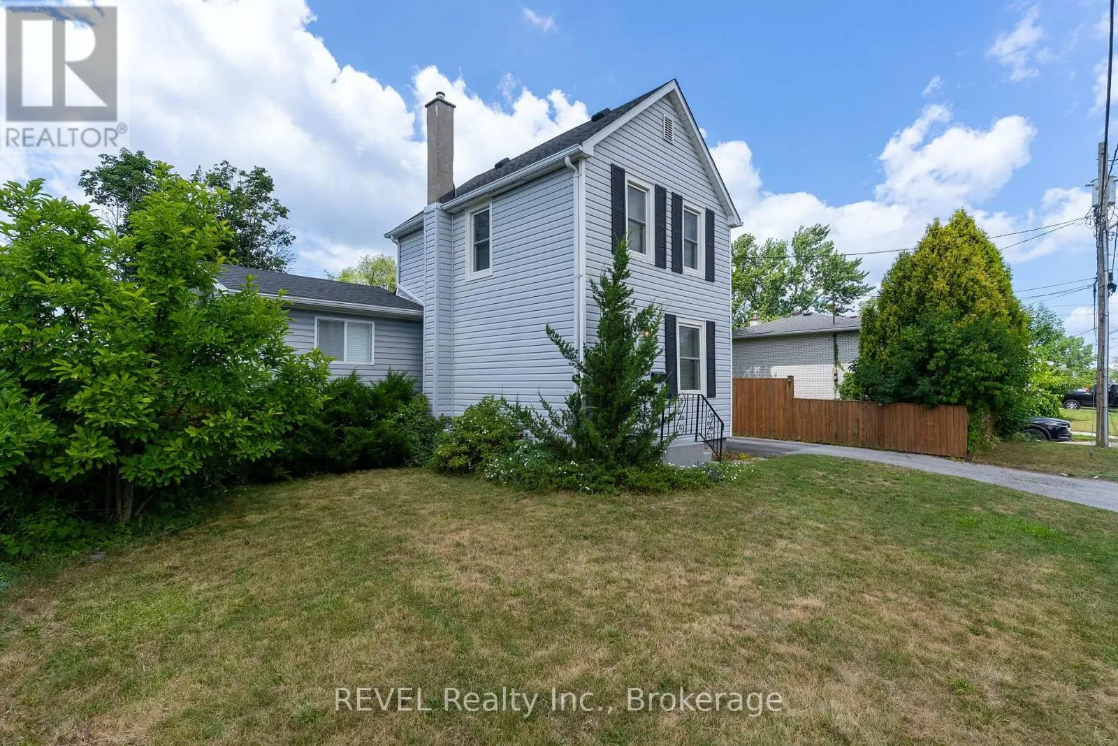 650 DEERE STREET