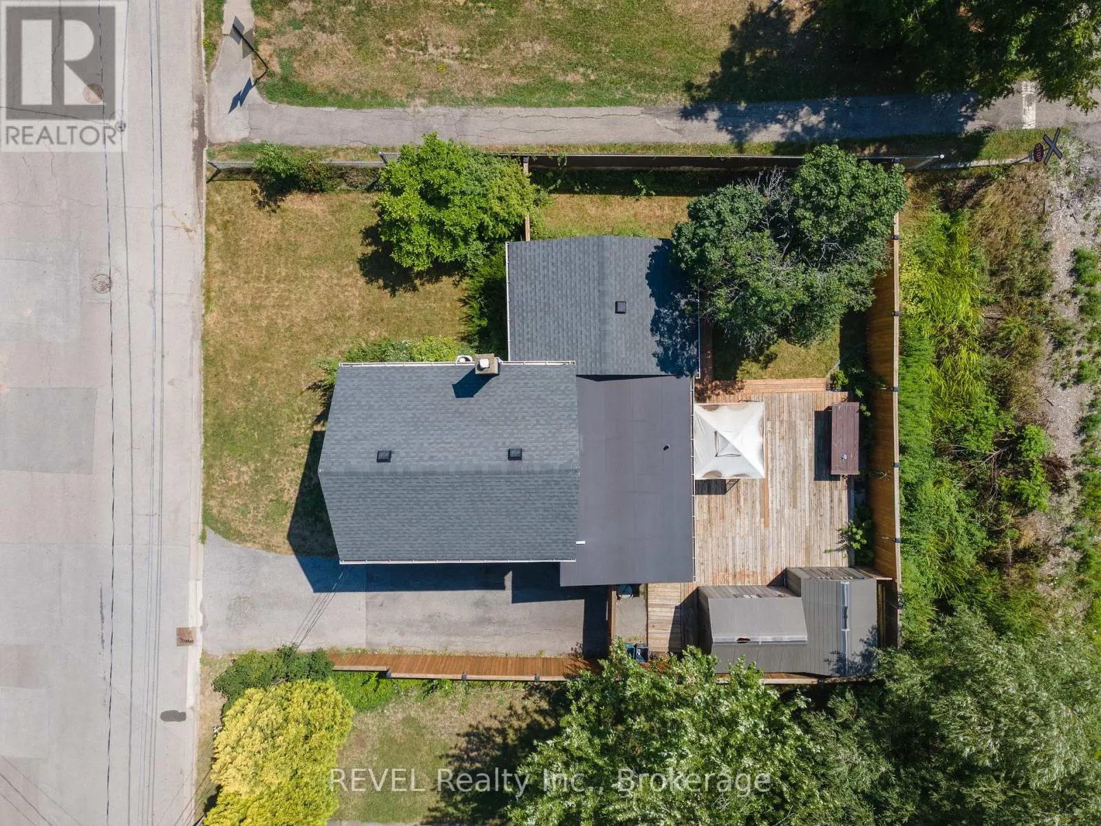 650 DEERE STREET