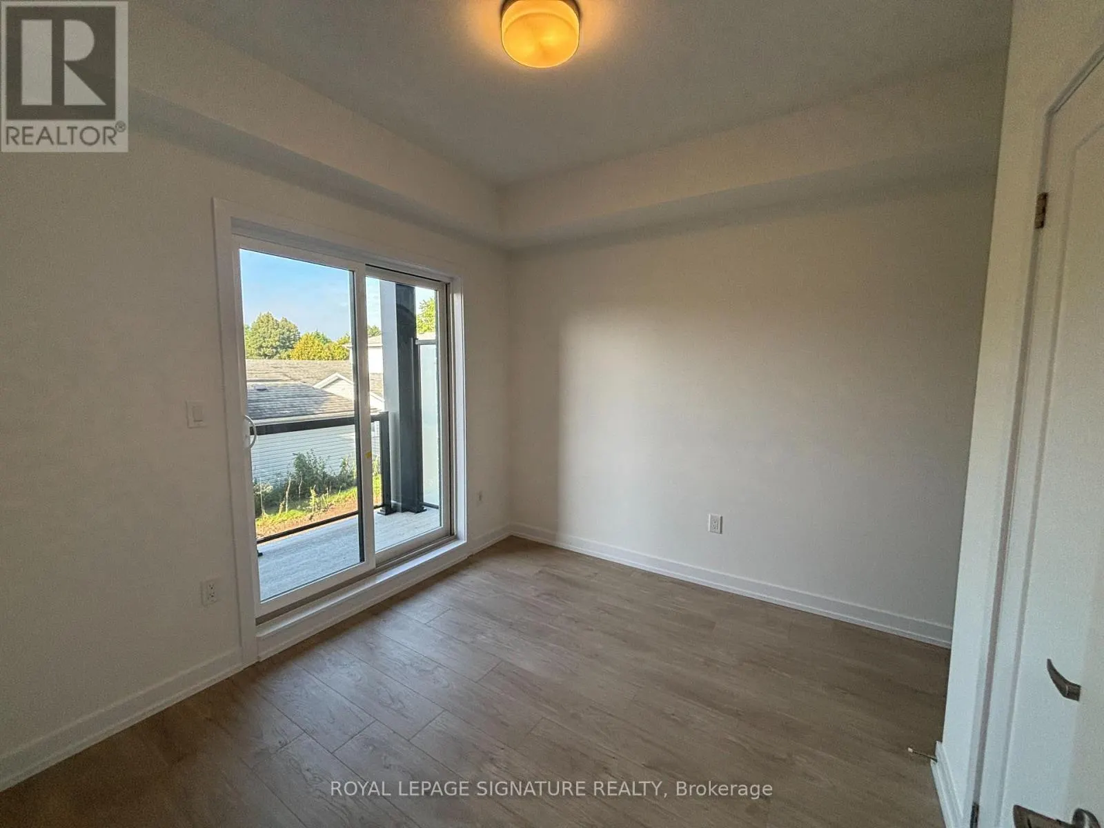 20 - 42 LOWES ROAD W