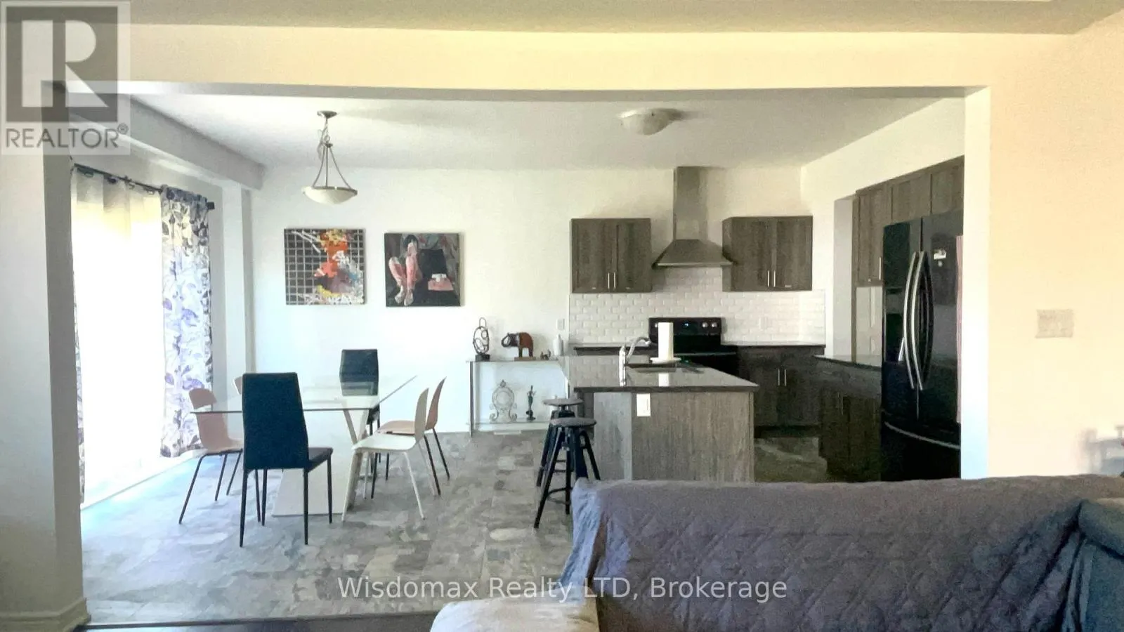 15 WINTERBERRY BOULEVARD
