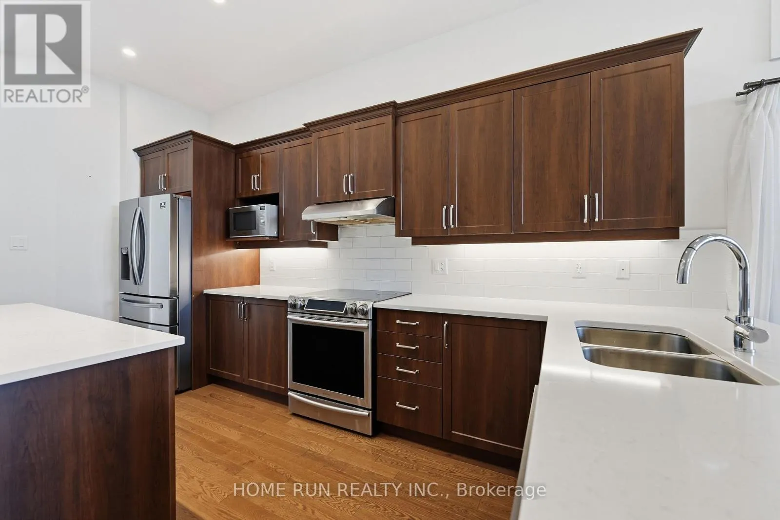 717 OCTAVE GROVE