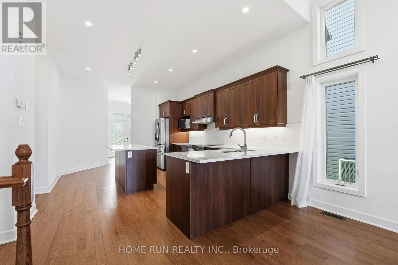 717 OCTAVE GROVE