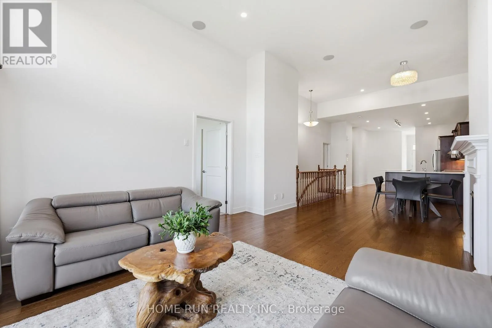 717 OCTAVE GROVE