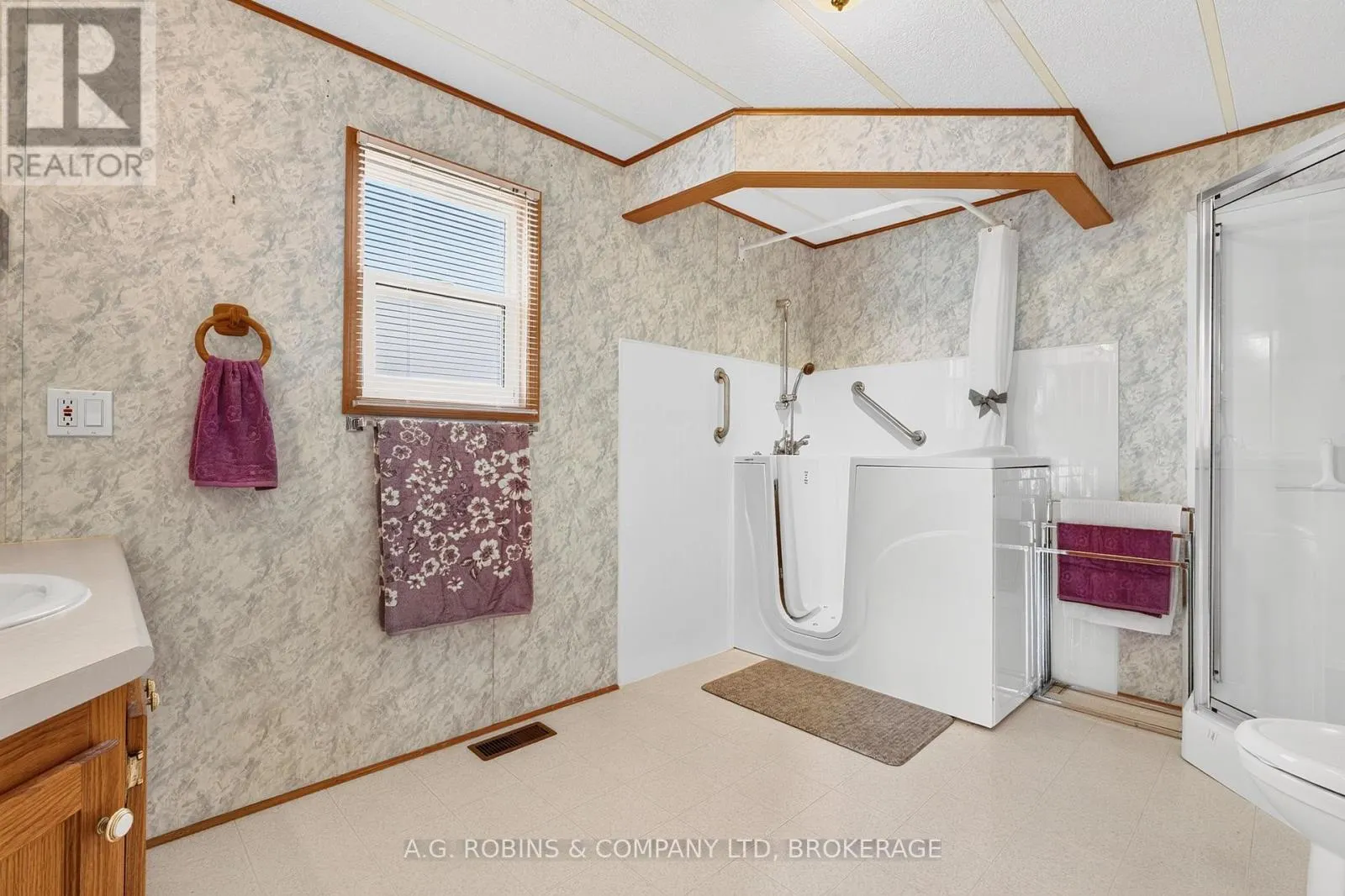 84 - 3033 TOWNLINE ROAD #84