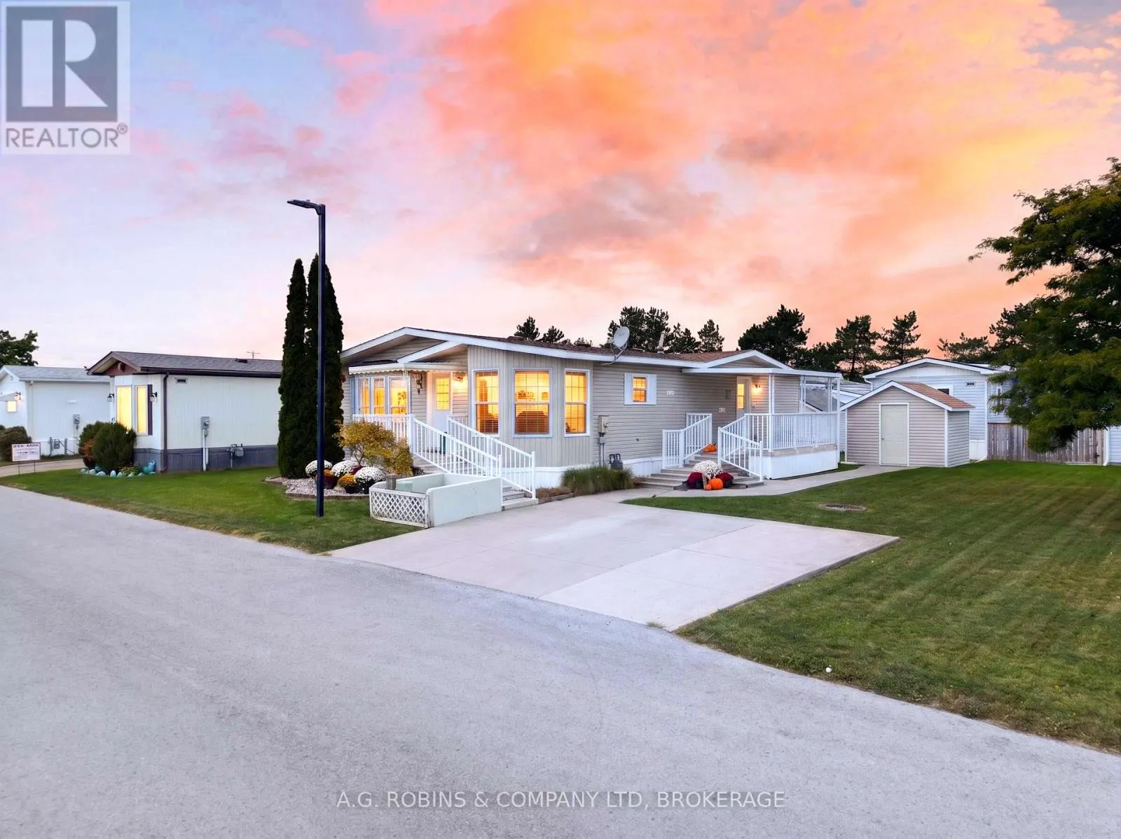 84 - 3033 TOWNLINE ROAD #84