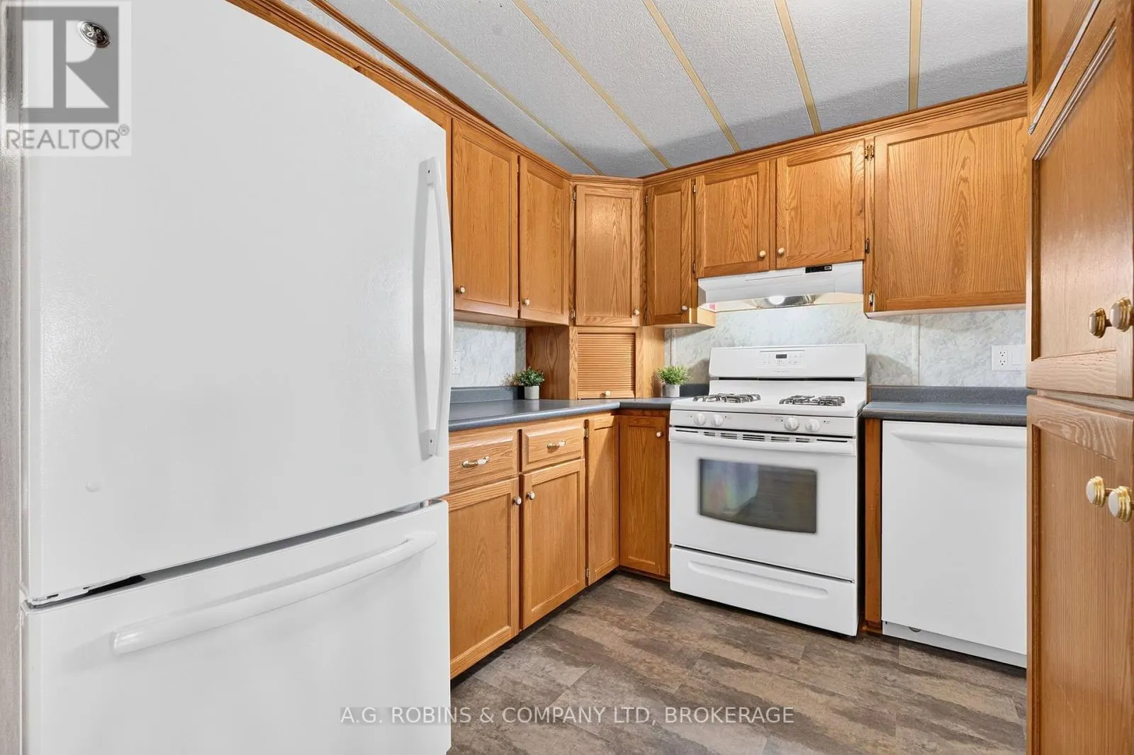 84 - 3033 TOWNLINE ROAD #84