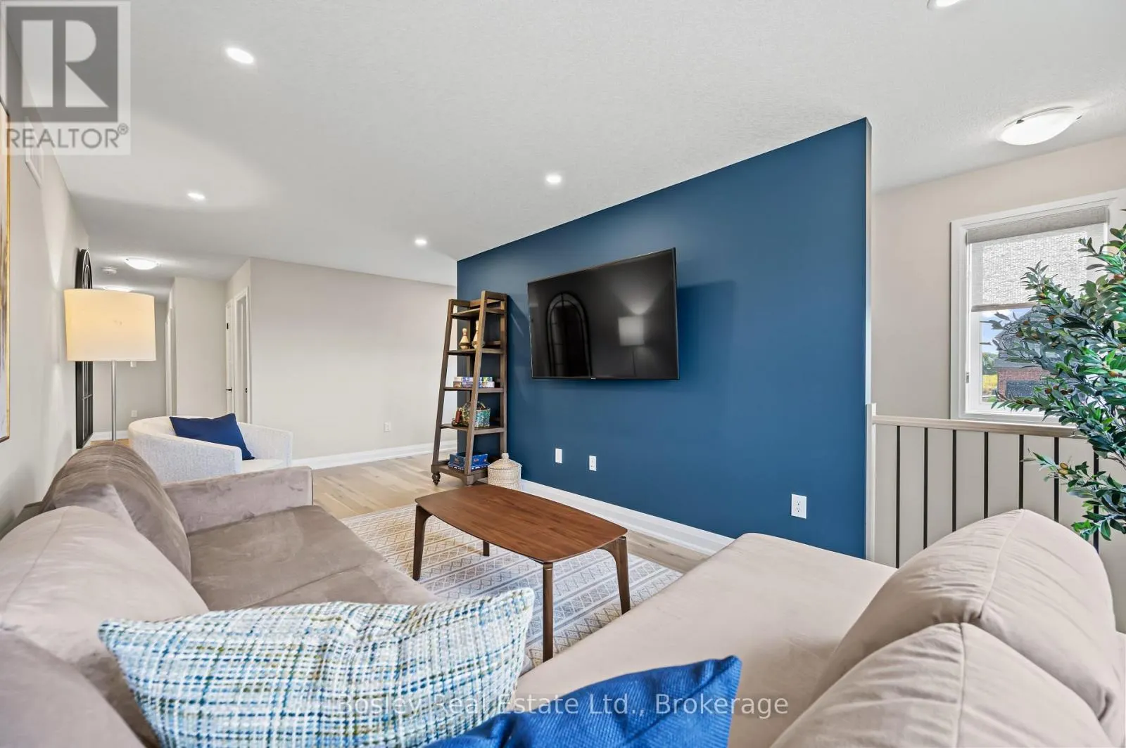 105 HAYLOCK AVENUE