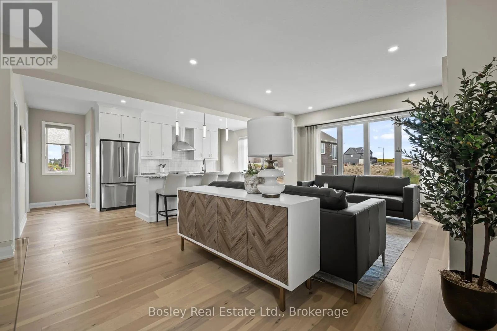 105 HAYLOCK AVENUE