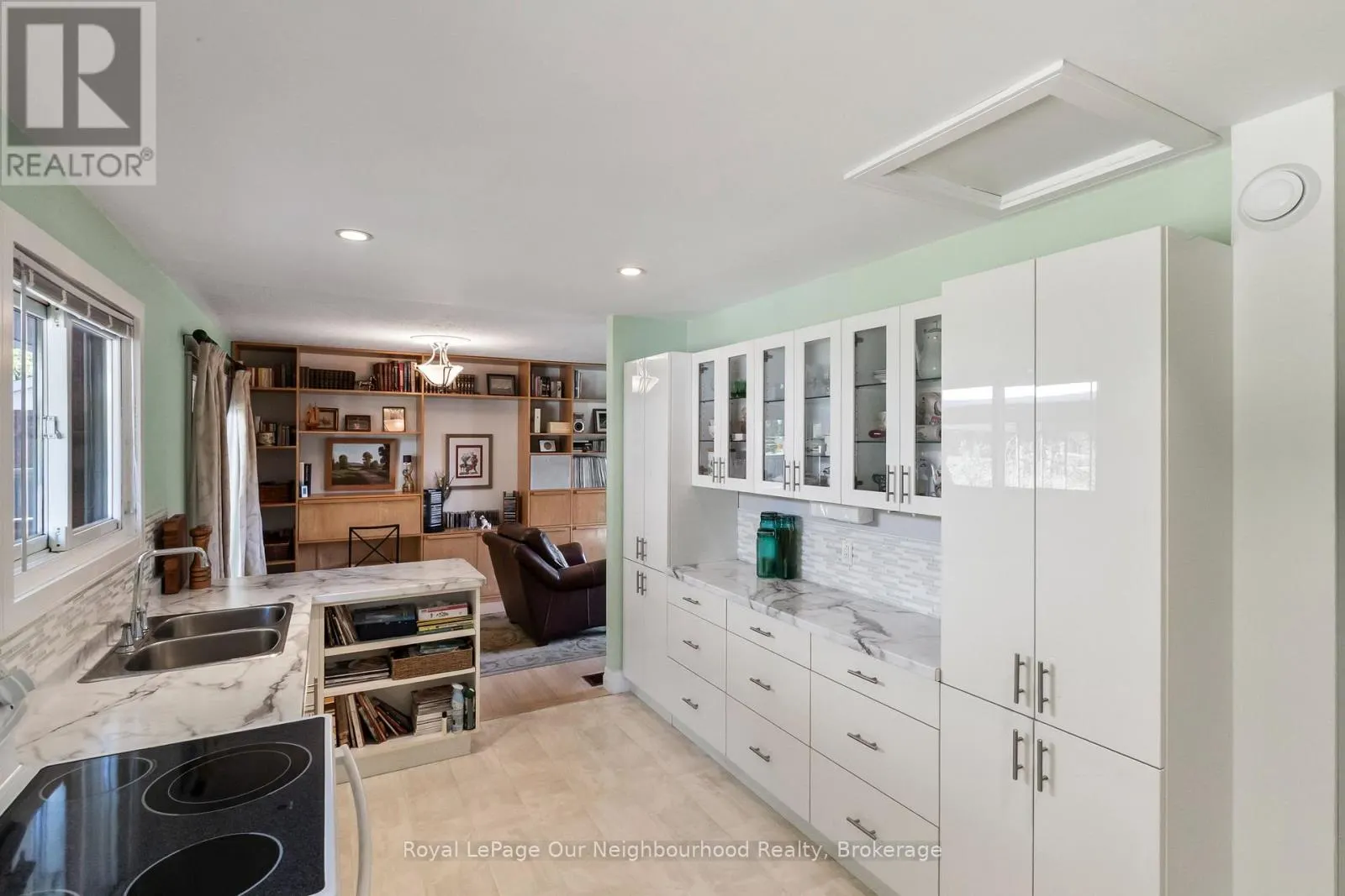 13 ORCHARD CRESCENT