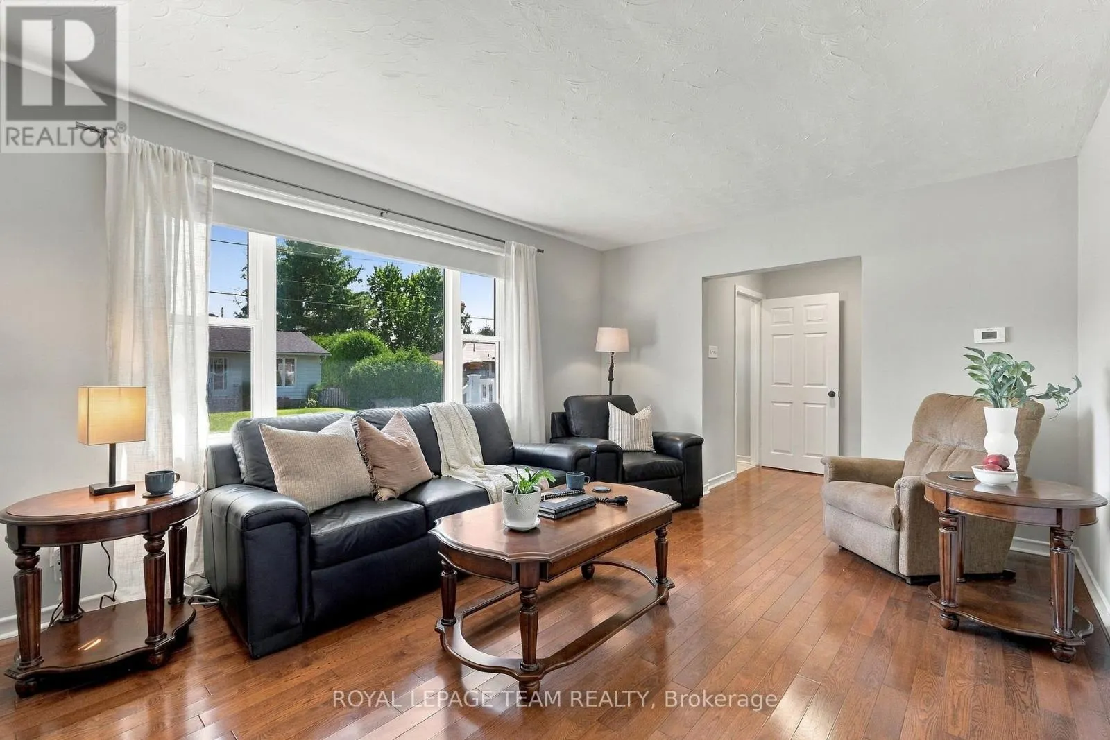 309 GEORGE STREET EAST