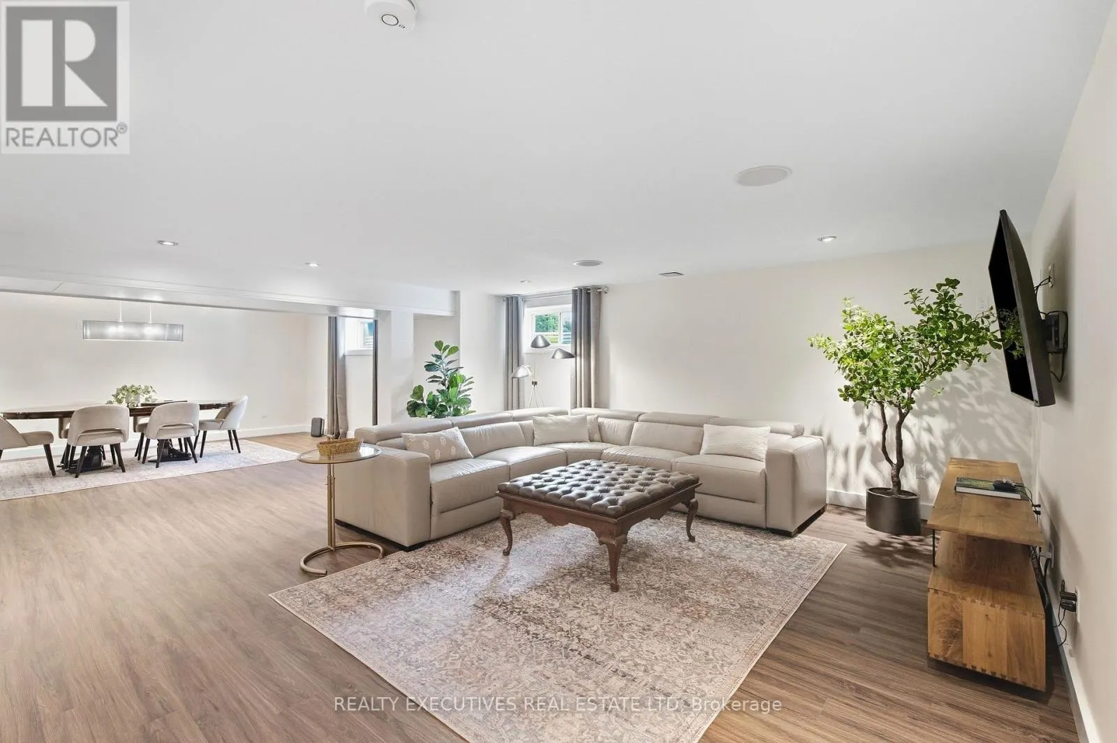 534 ST LAWRENCE STREET