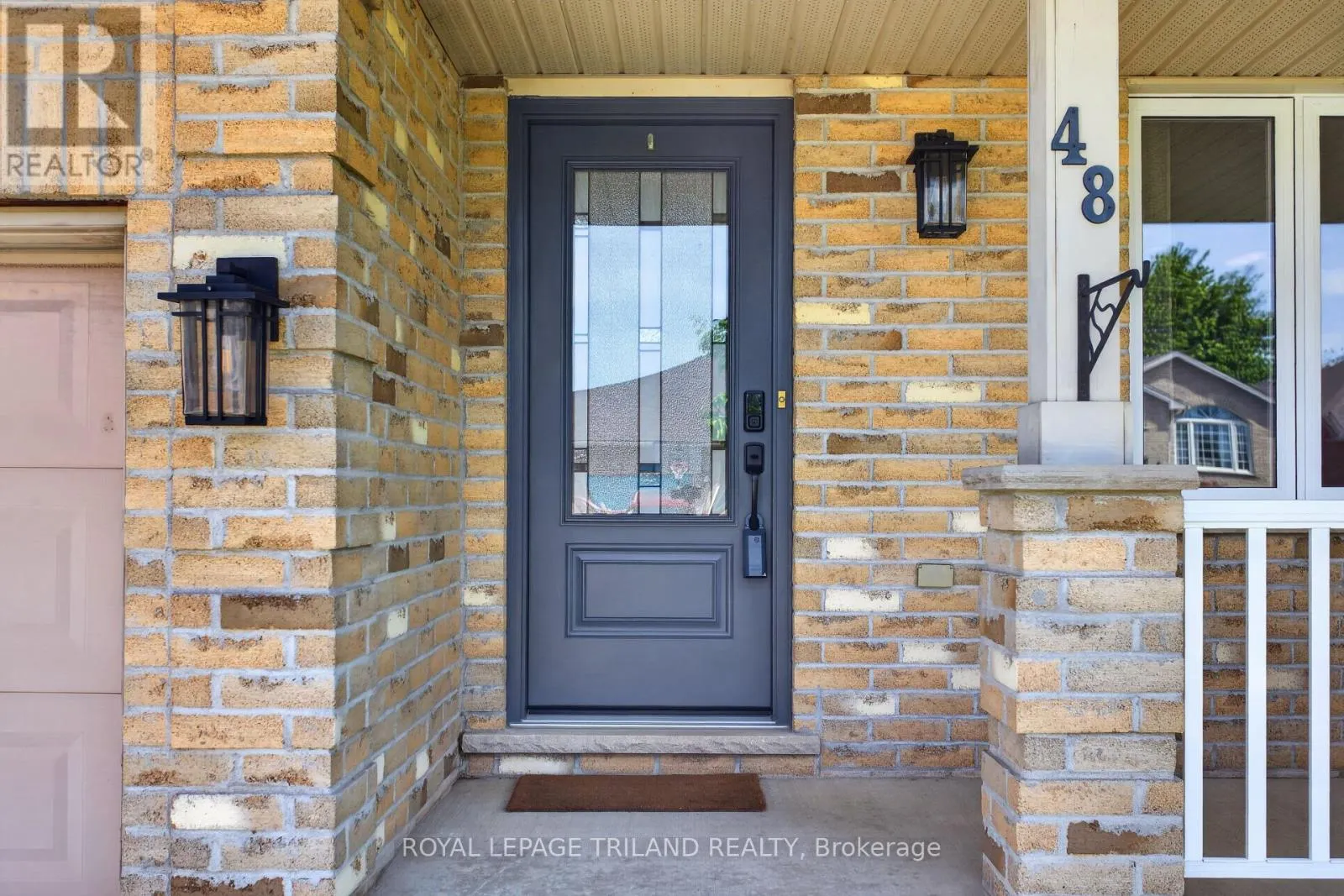48 COTTONWOOD DRIVE