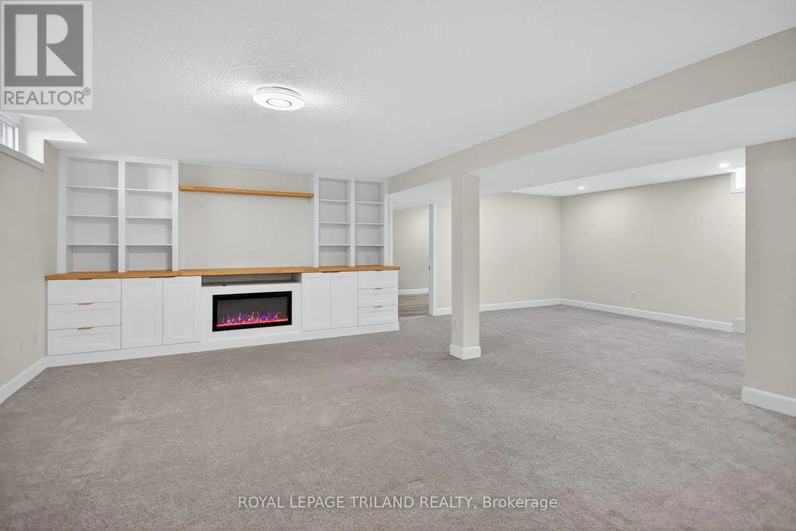 48 COTTONWOOD DRIVE
