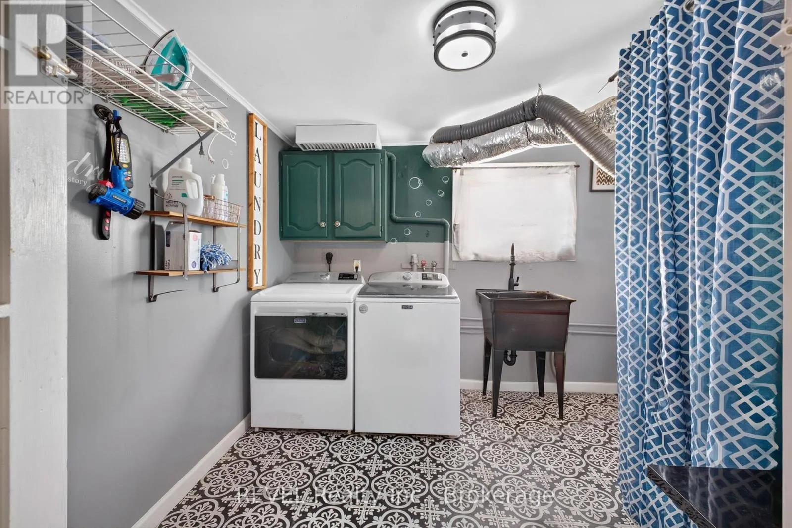 2631 THOMPSON ROAD