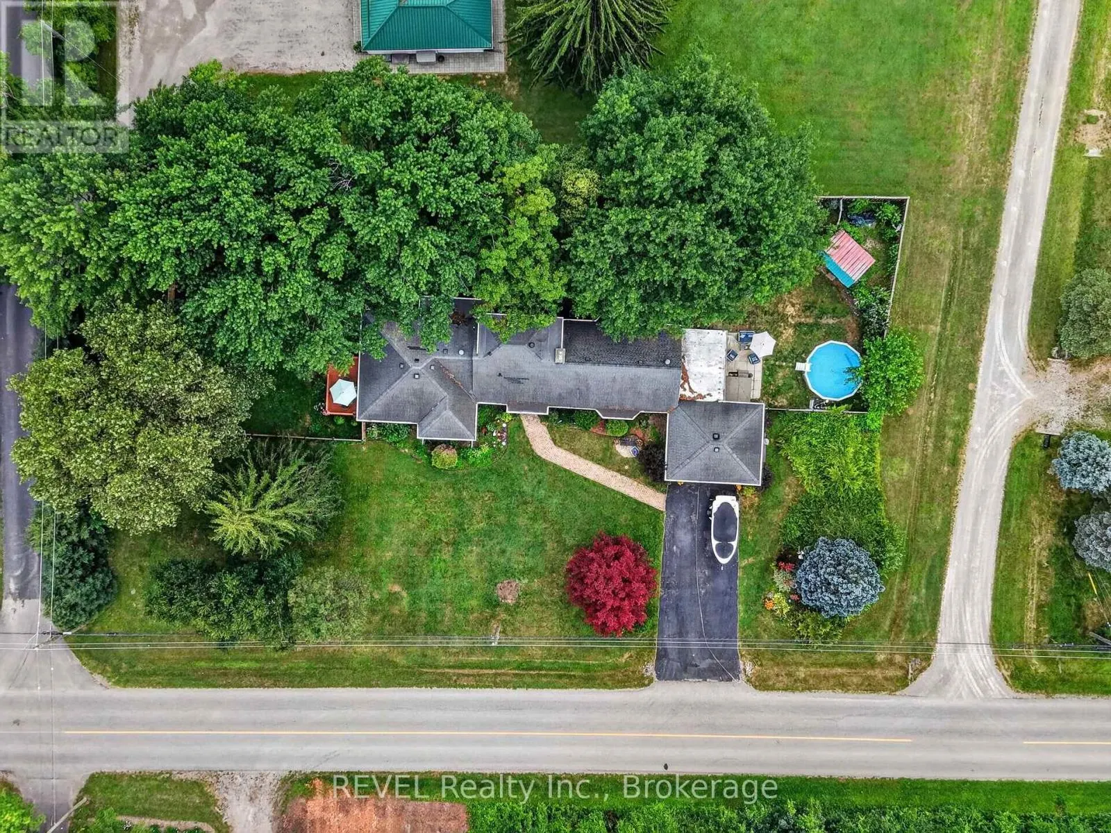 2631 THOMPSON ROAD