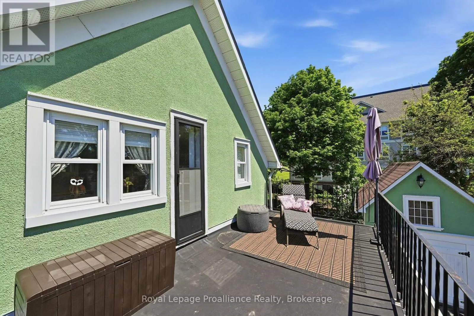 195 MACLELLAN AVENUE