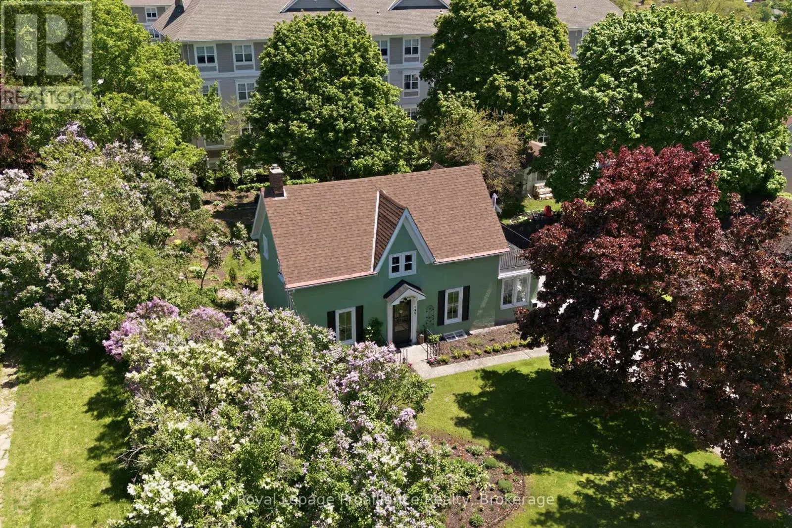 195 MACLELLAN AVENUE