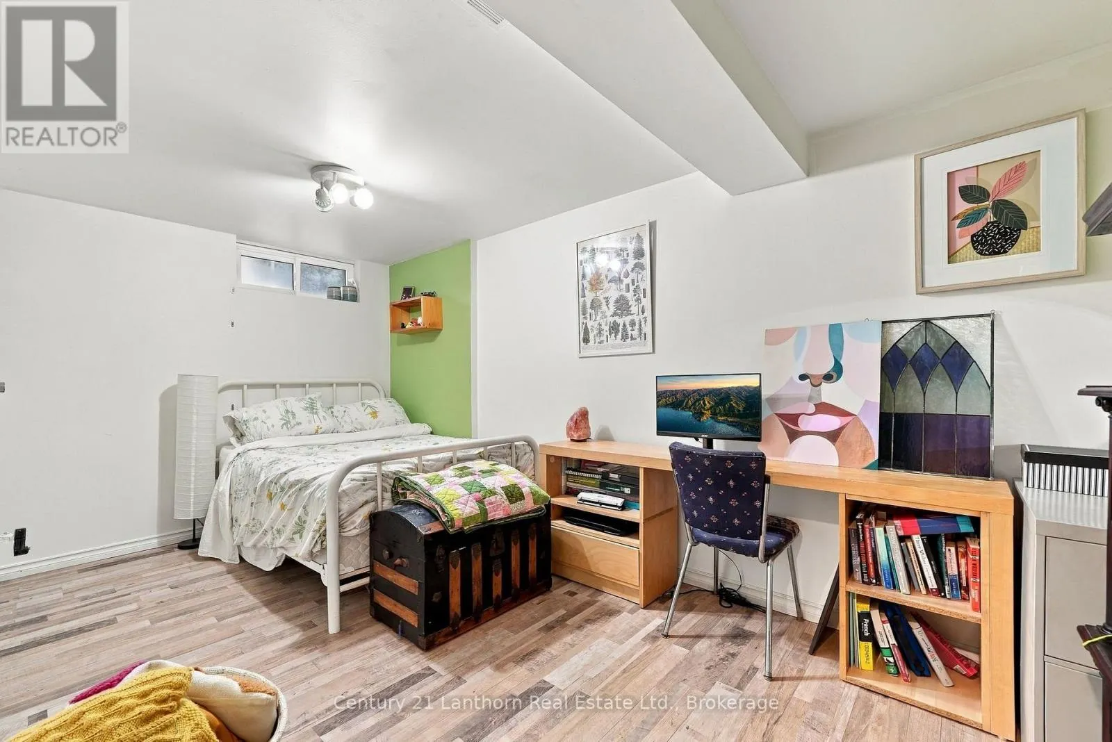 706 WILLIS STREET