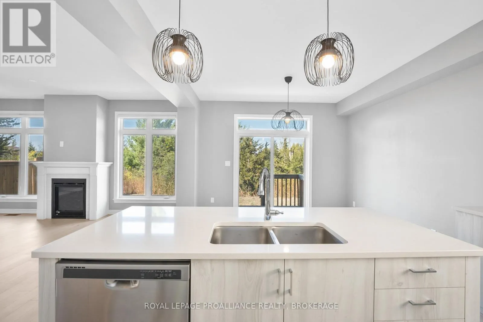 1374 MONARCH DRIVE