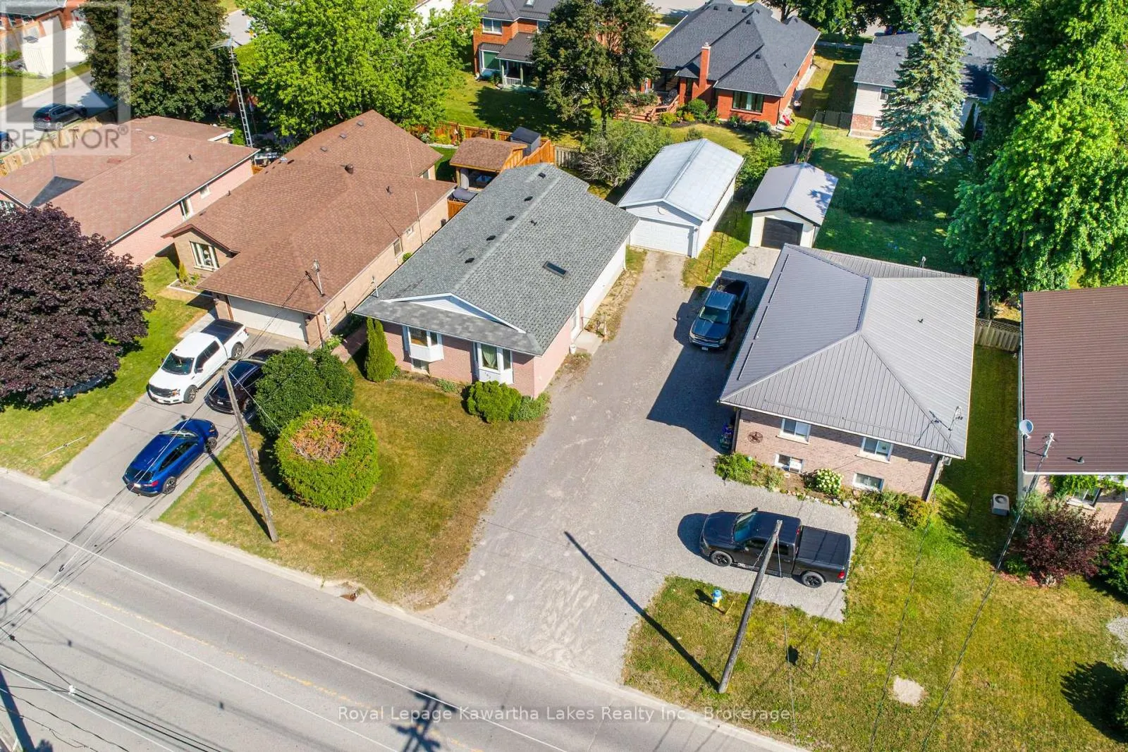 182 COLBORNE STREET W