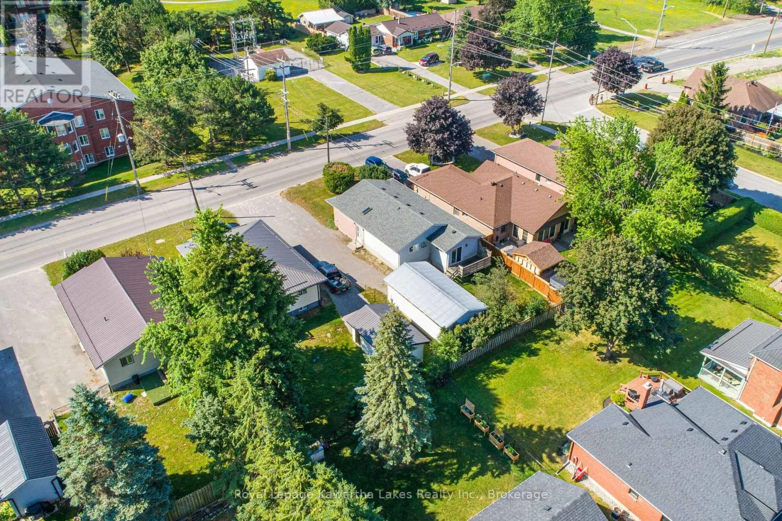 182 COLBORNE STREET W