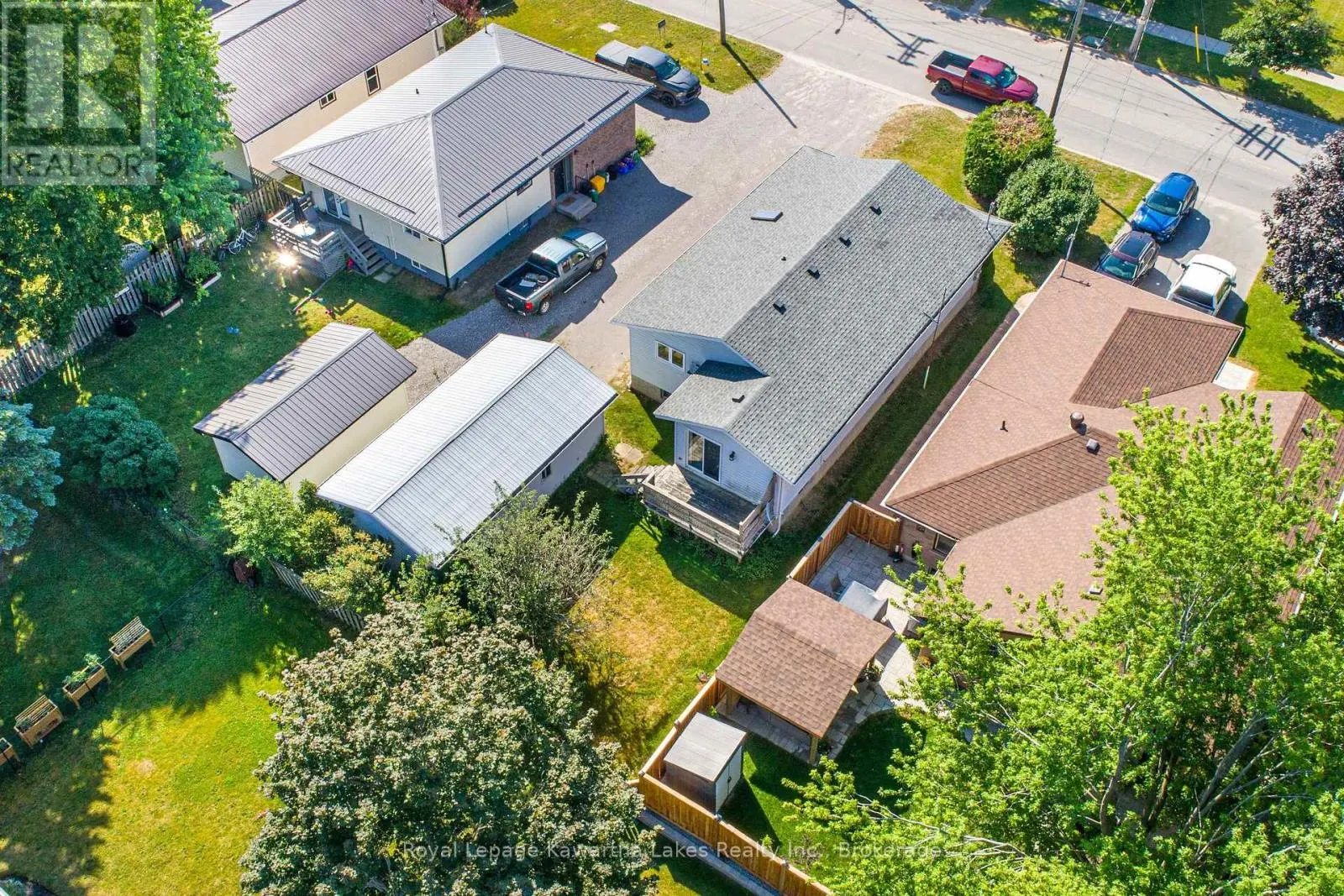 182 COLBORNE STREET W