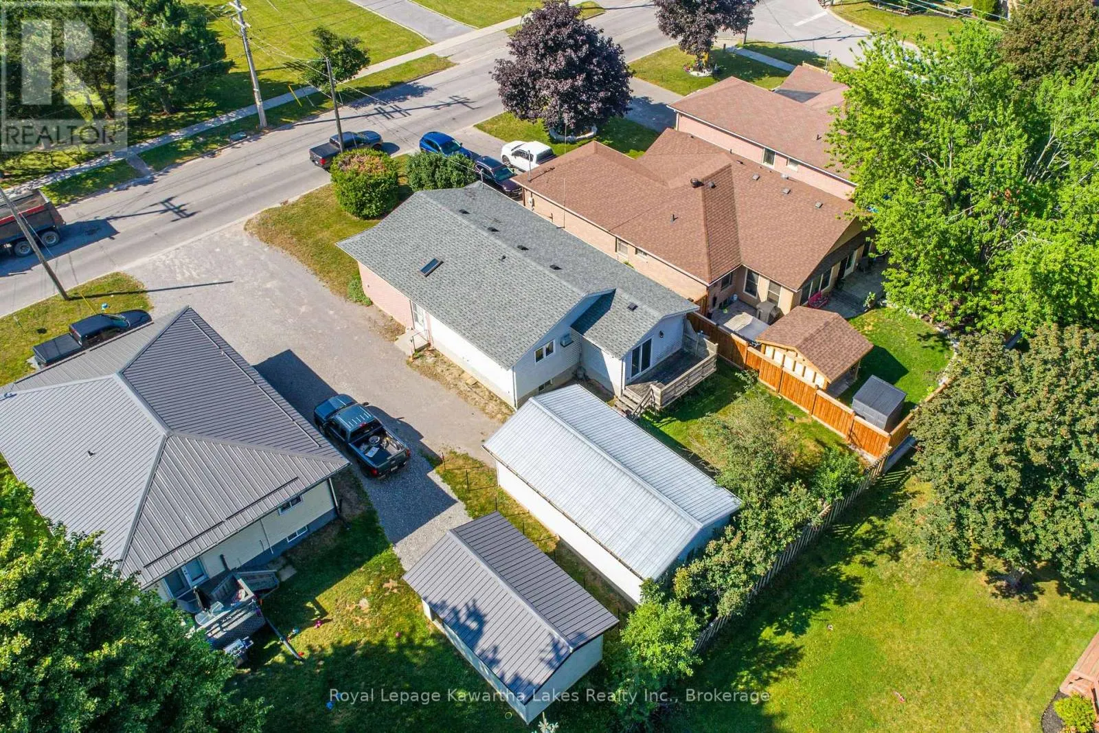 182 COLBORNE STREET W