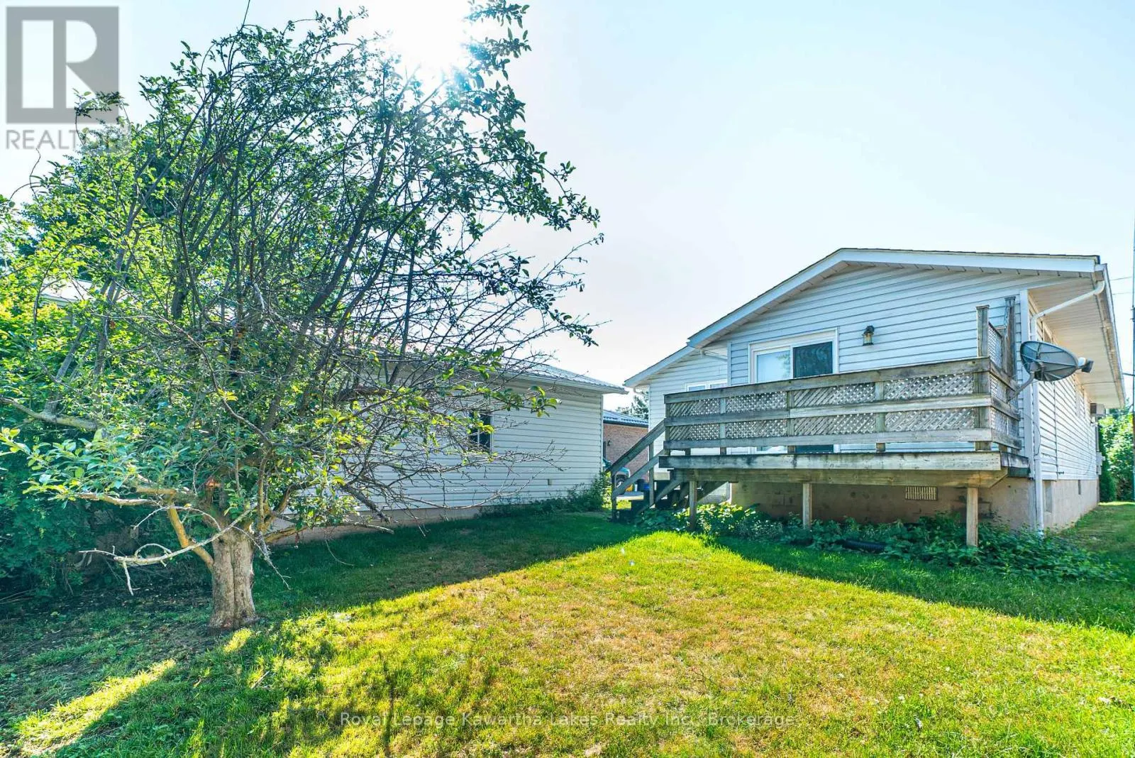 182 COLBORNE STREET W