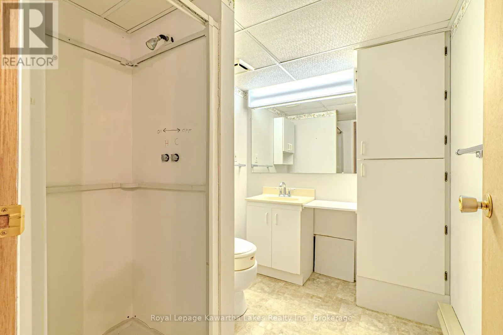 182 COLBORNE STREET W