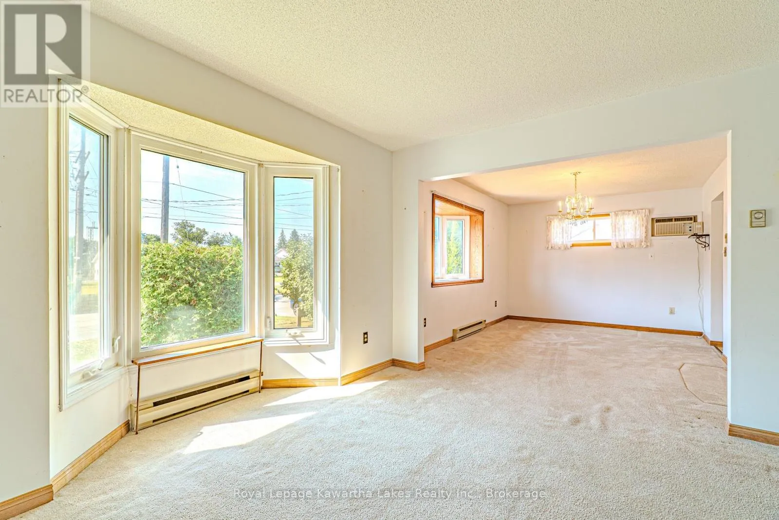 182 COLBORNE STREET W