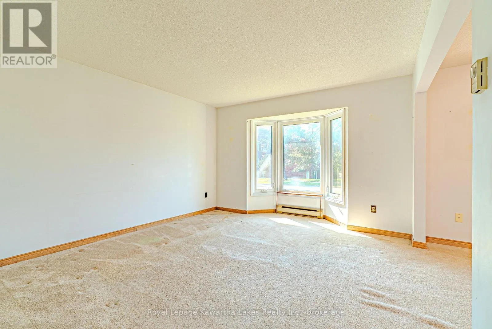 182 COLBORNE STREET W