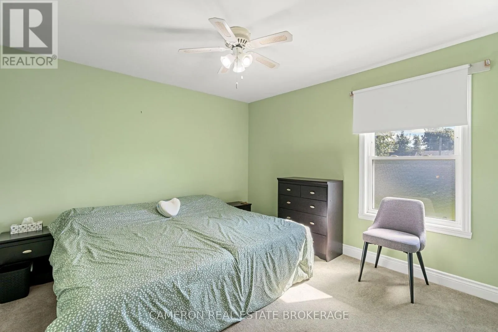 905 THIRD STREET E
