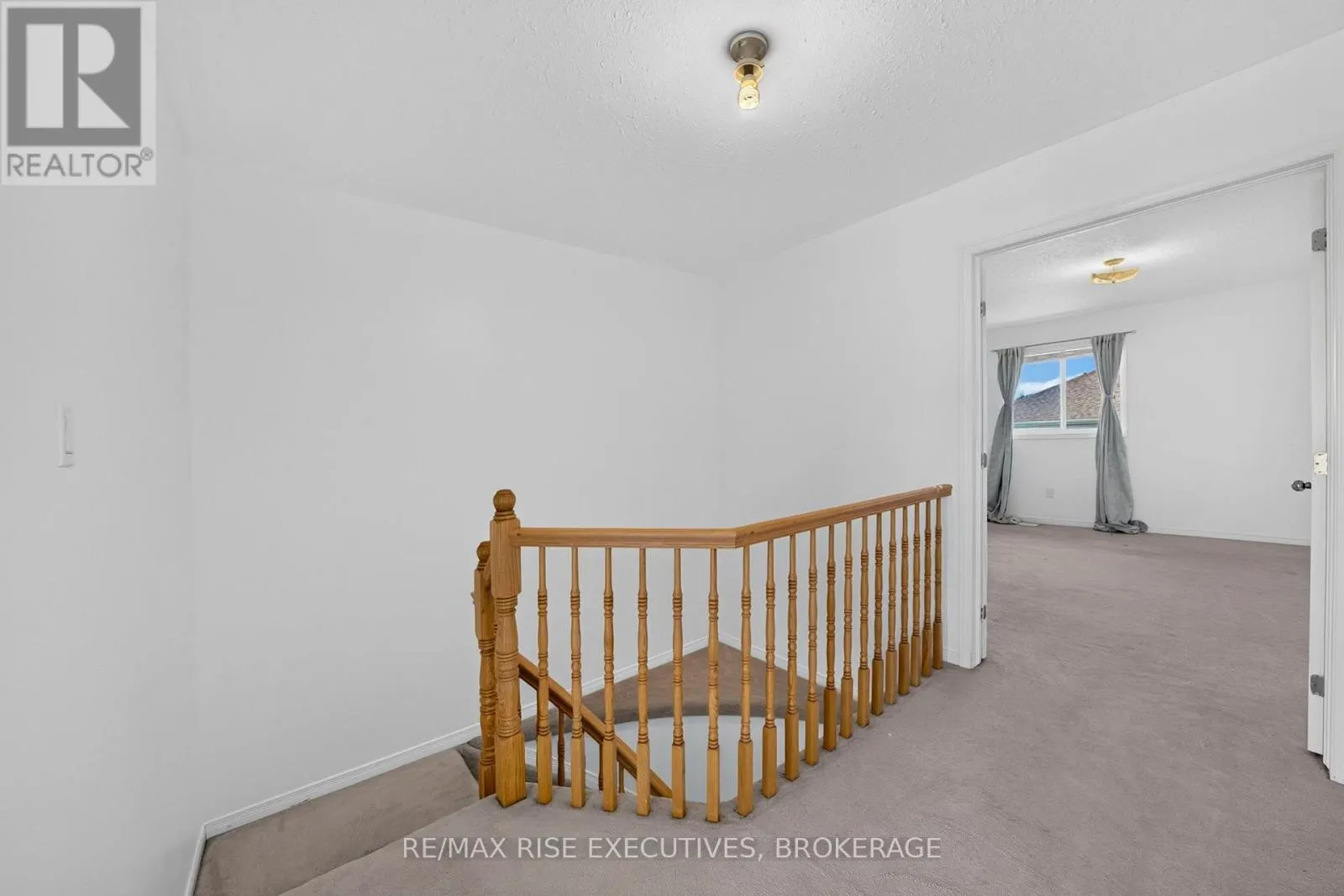 254 ELLESMEER AVENUE