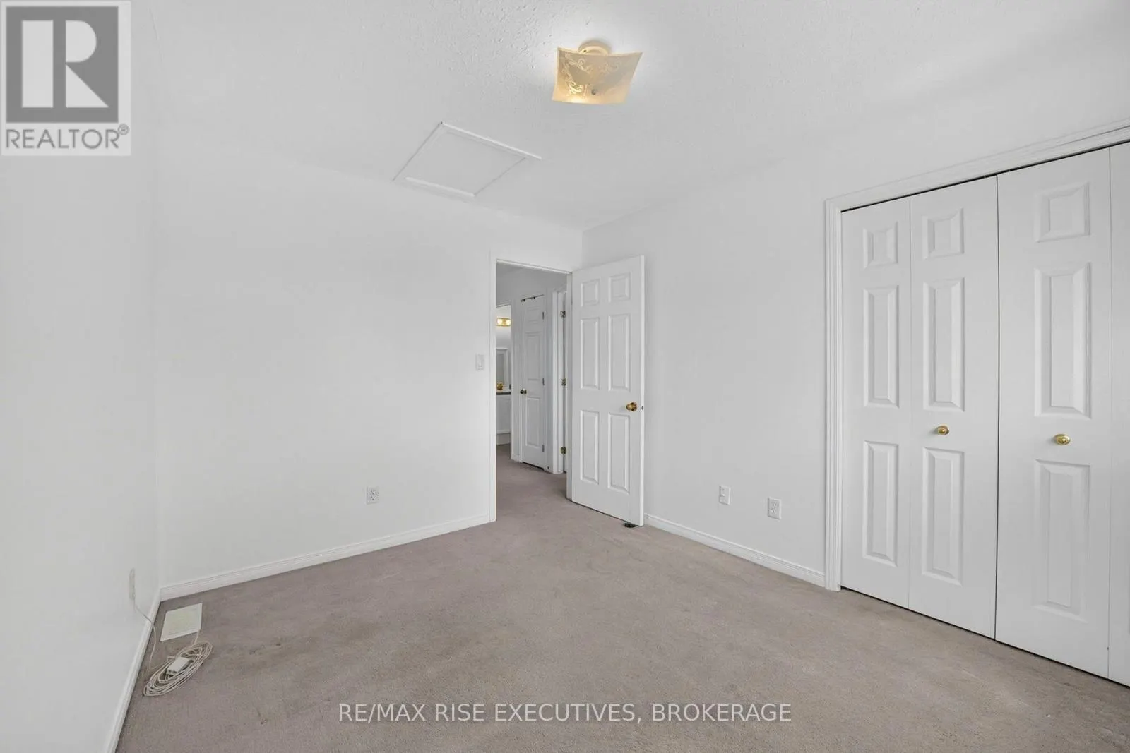 254 ELLESMEER AVENUE