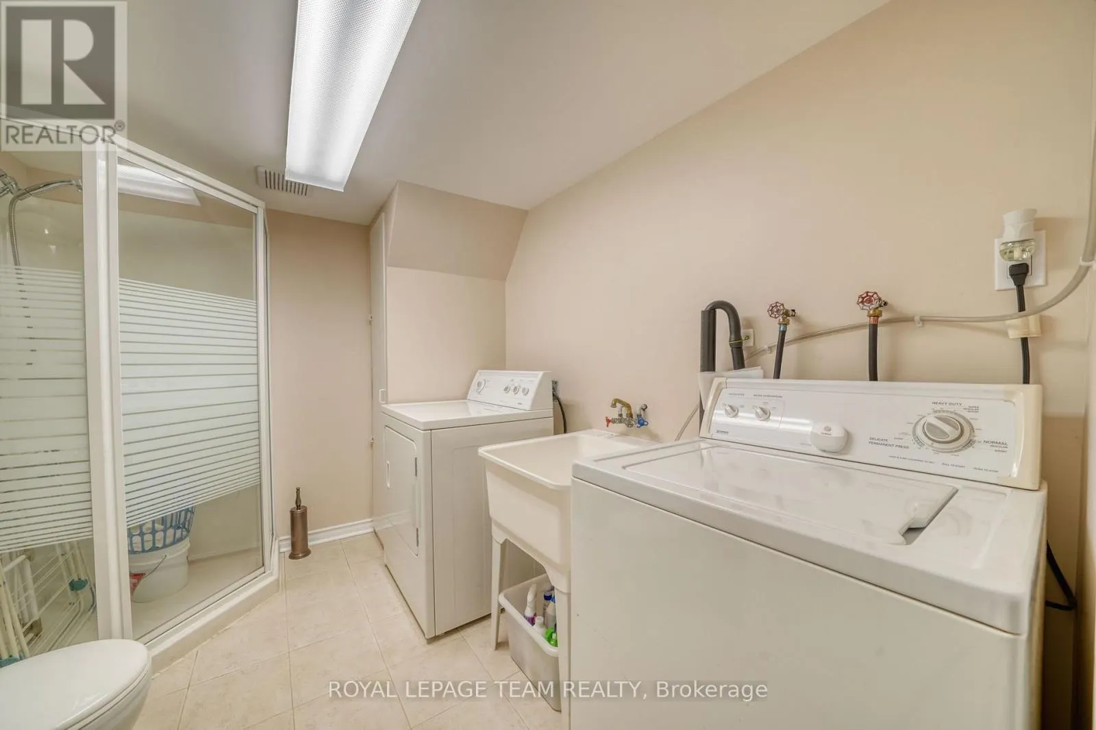 2161 RUSHTON ROAD