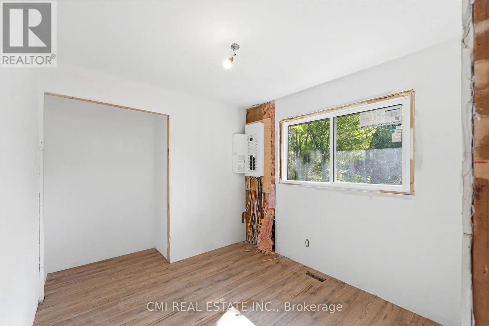 2324 SALMON BAY ROAD