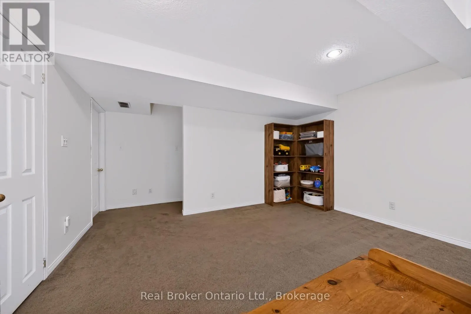91 YORK STREET E
