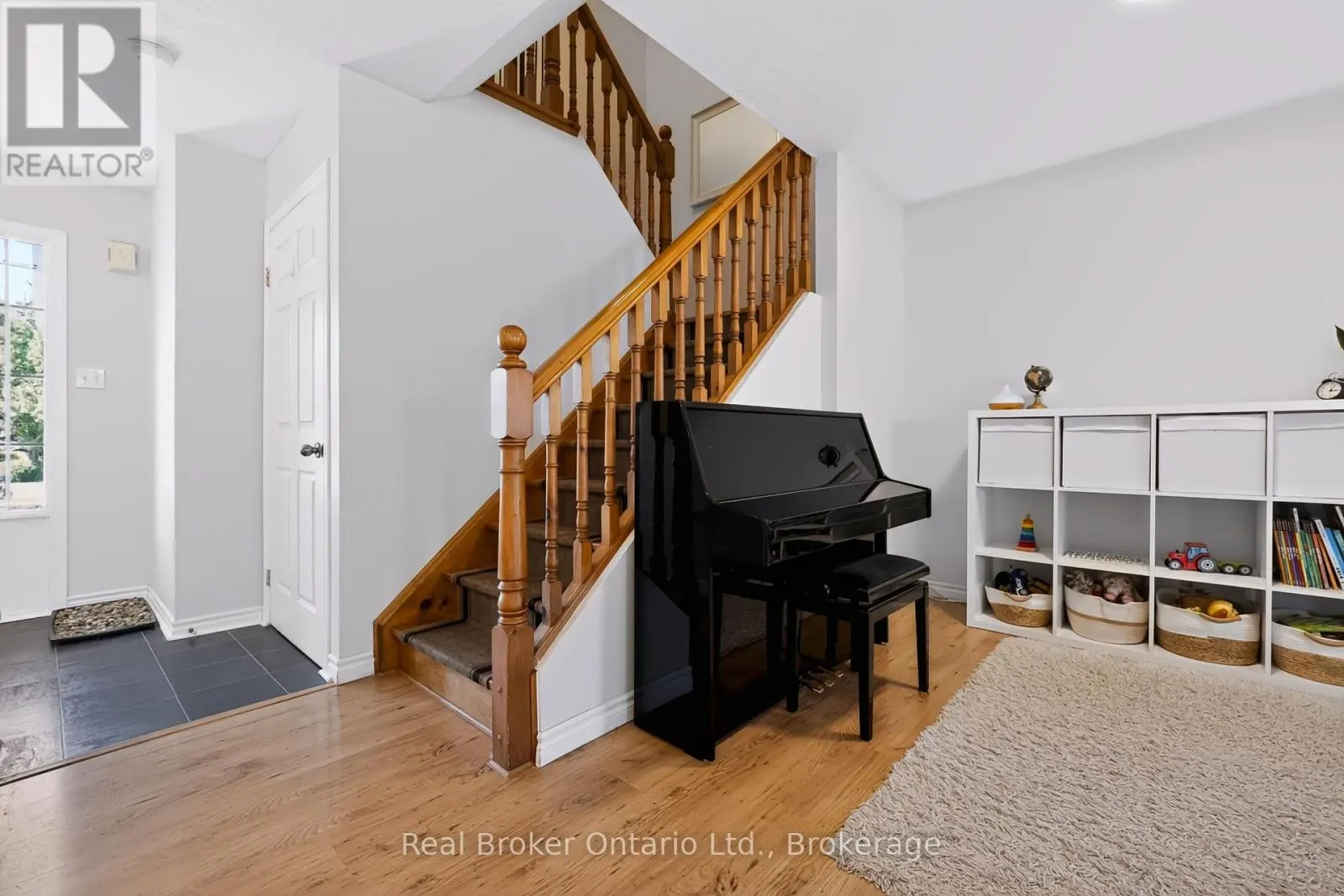 91 YORK STREET E