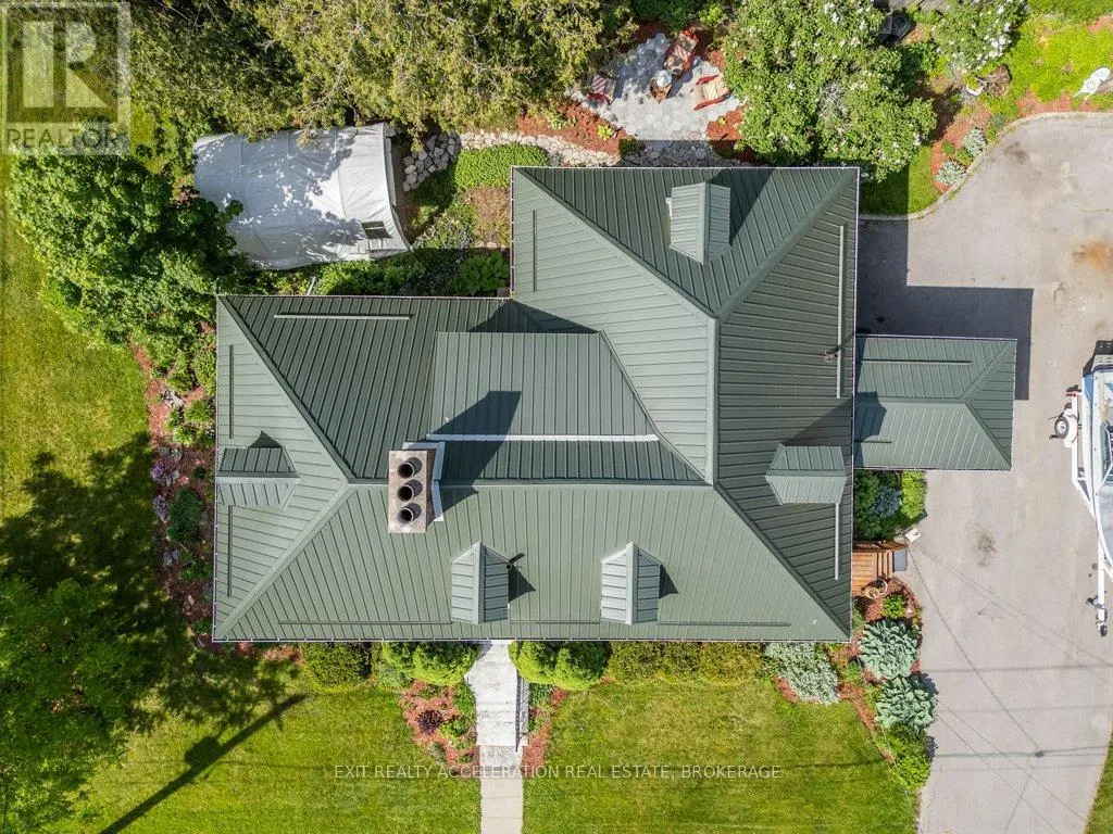 106 DONALD STREET