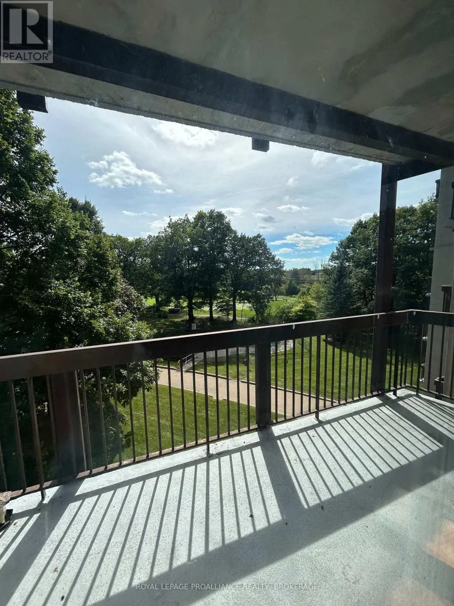402 - 66 GREENVIEW DRIVE #402