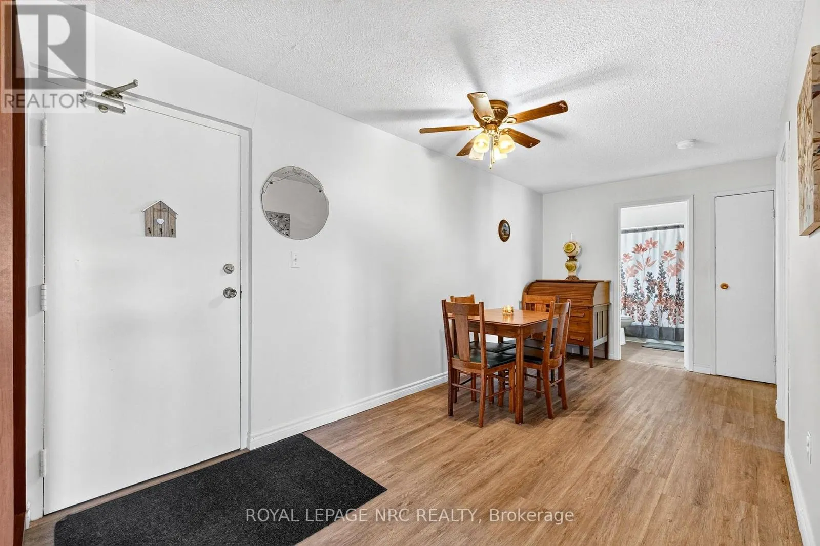 327 - 72 MAIN STREET E #327