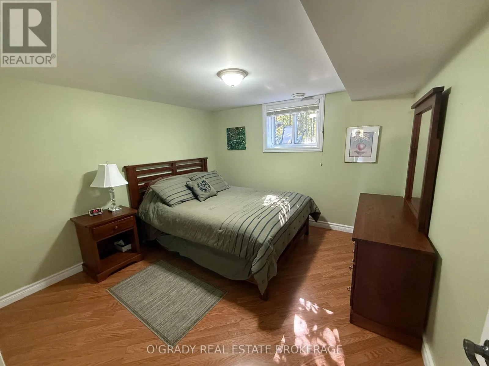1442 WINDSOR DRIVE