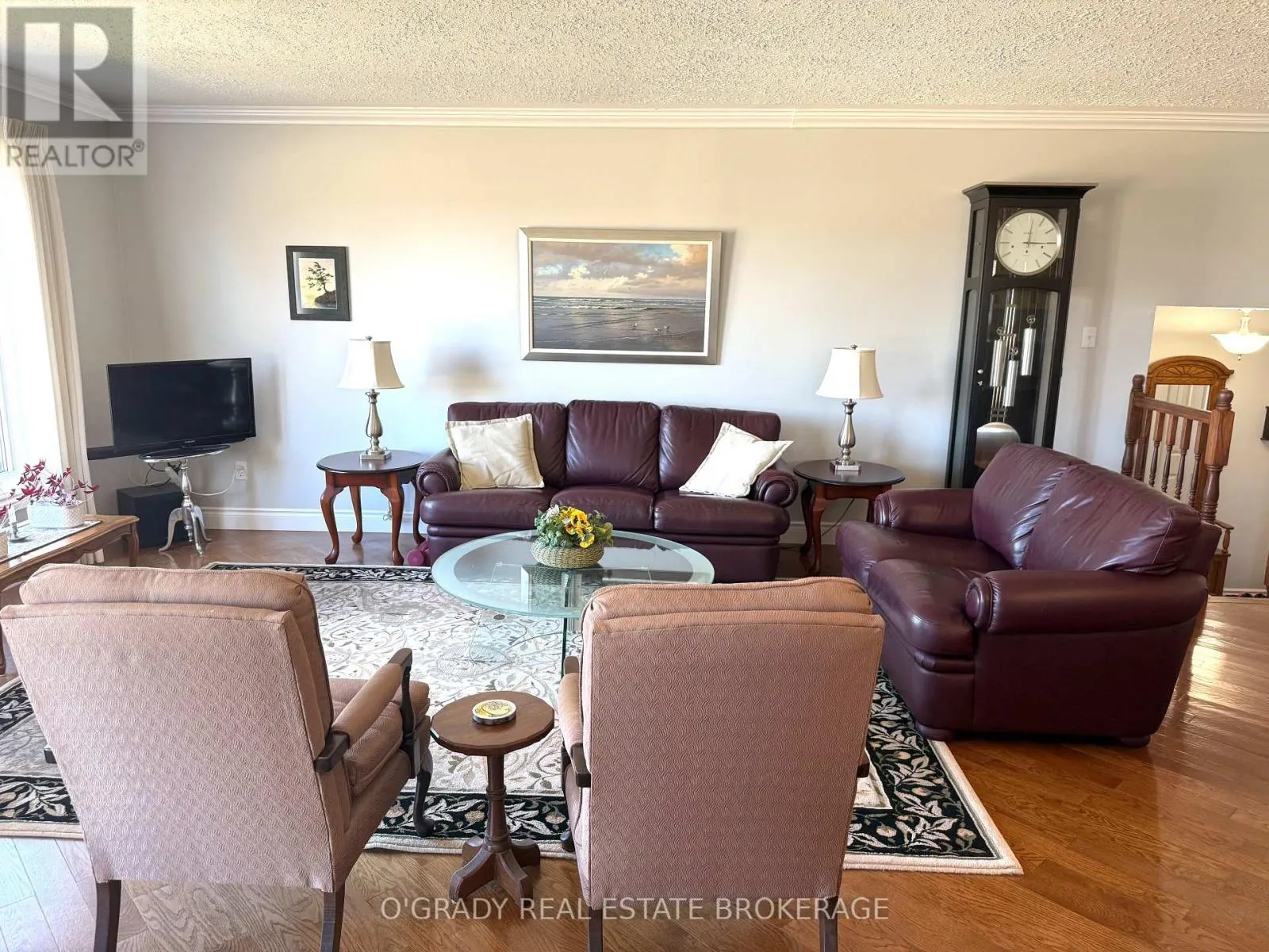 1442 WINDSOR DRIVE